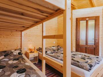 Фото номера Дом с 1 спальней Дома для отпуска Riverside Woodhouses г. Прайд 28