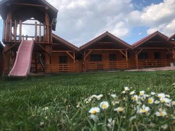 Фотографии Дома для отпуска Riverside Woodhouses г. Прайд (Румыния) №3 Фото Дома для отпуска Riverside Woodhouses г. Прайд 3
