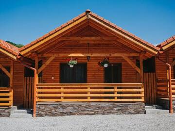 Фото номера Дом с 1 спальней Дома для отпуска Riverside Woodhouses г. Прайд 36